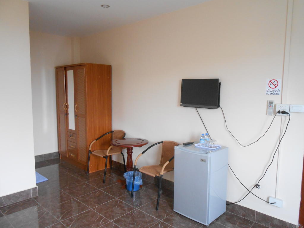Bayern Guesthouse Ban Nongdouang Room photo