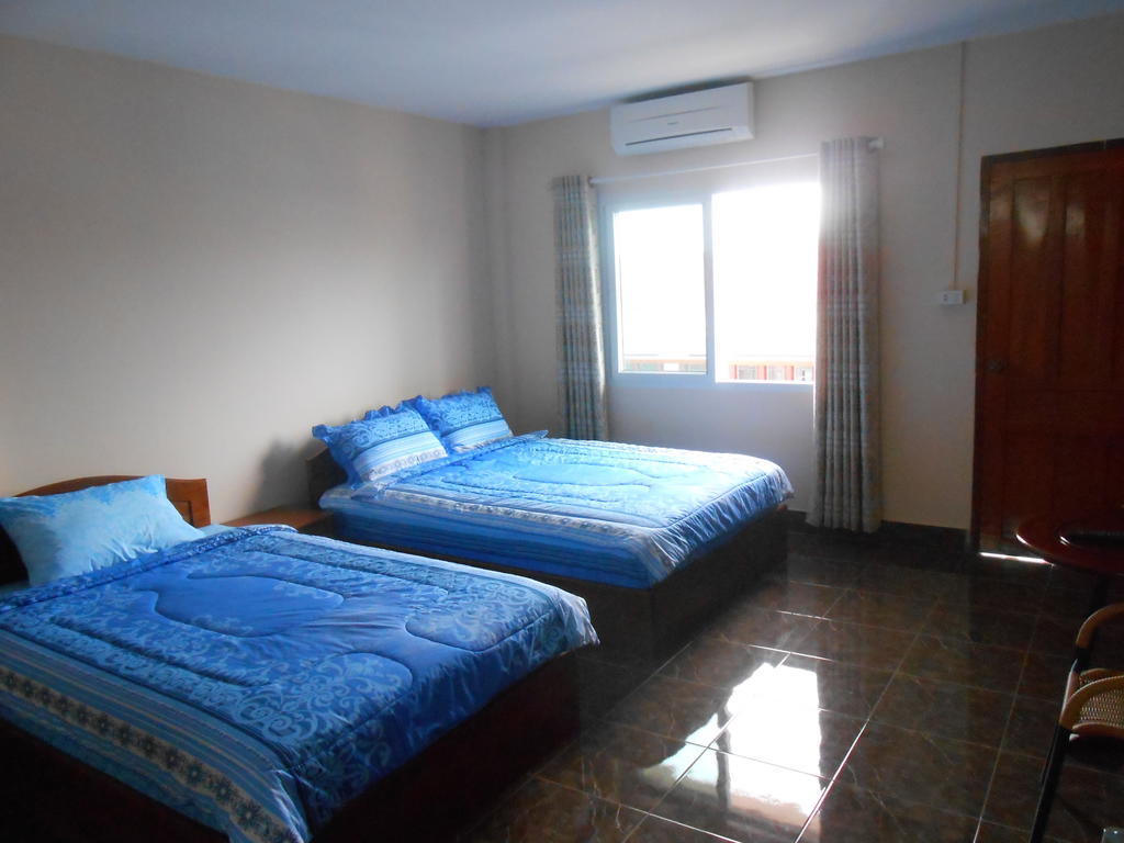 Bayern Guesthouse Ban Nongdouang Exterior photo